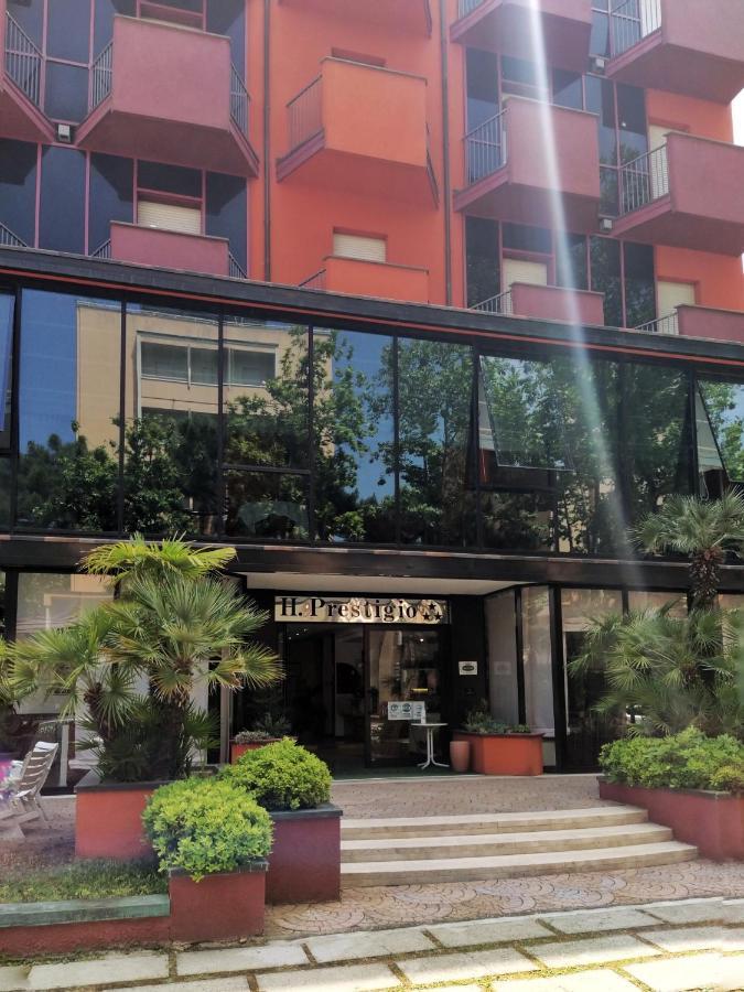 Hotel Prestigio Cesenatico Buitenkant foto