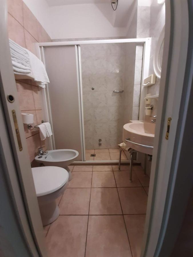 Hotel Prestigio Cesenatico Buitenkant foto
