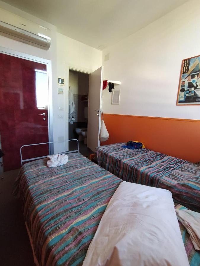 Hotel Prestigio Cesenatico Buitenkant foto