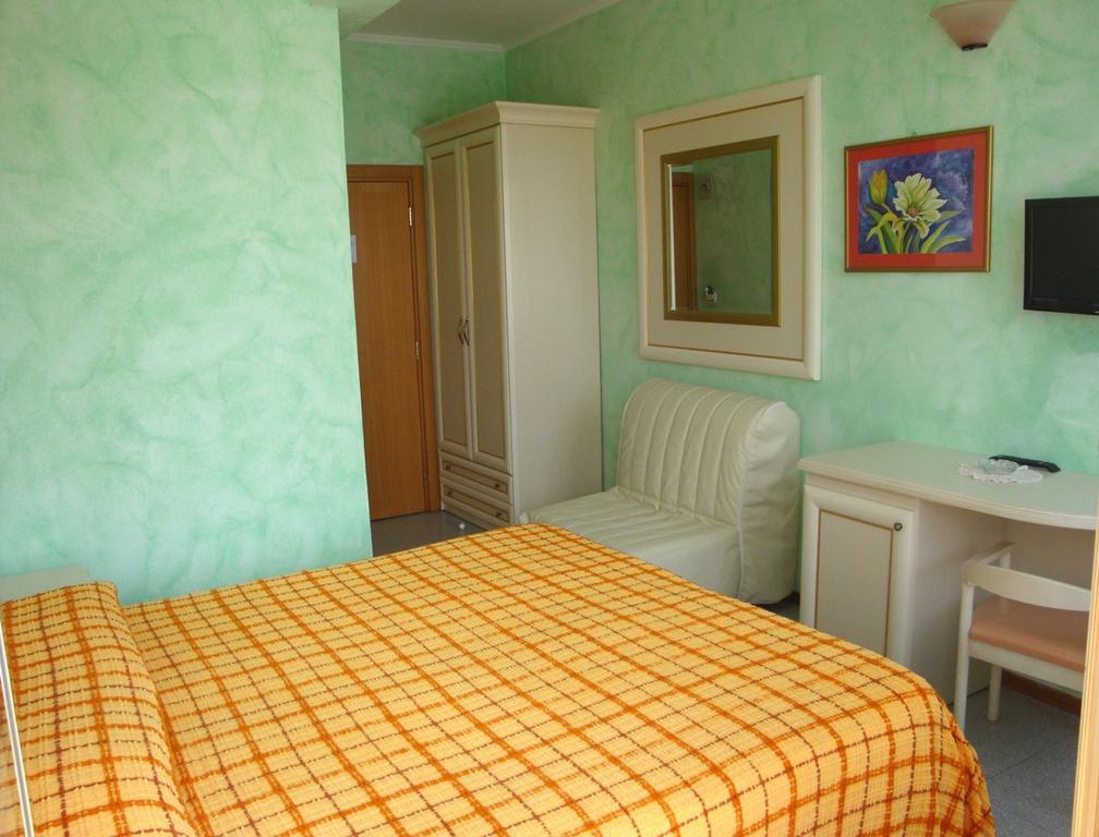 Hotel Prestigio Cesenatico Buitenkant foto