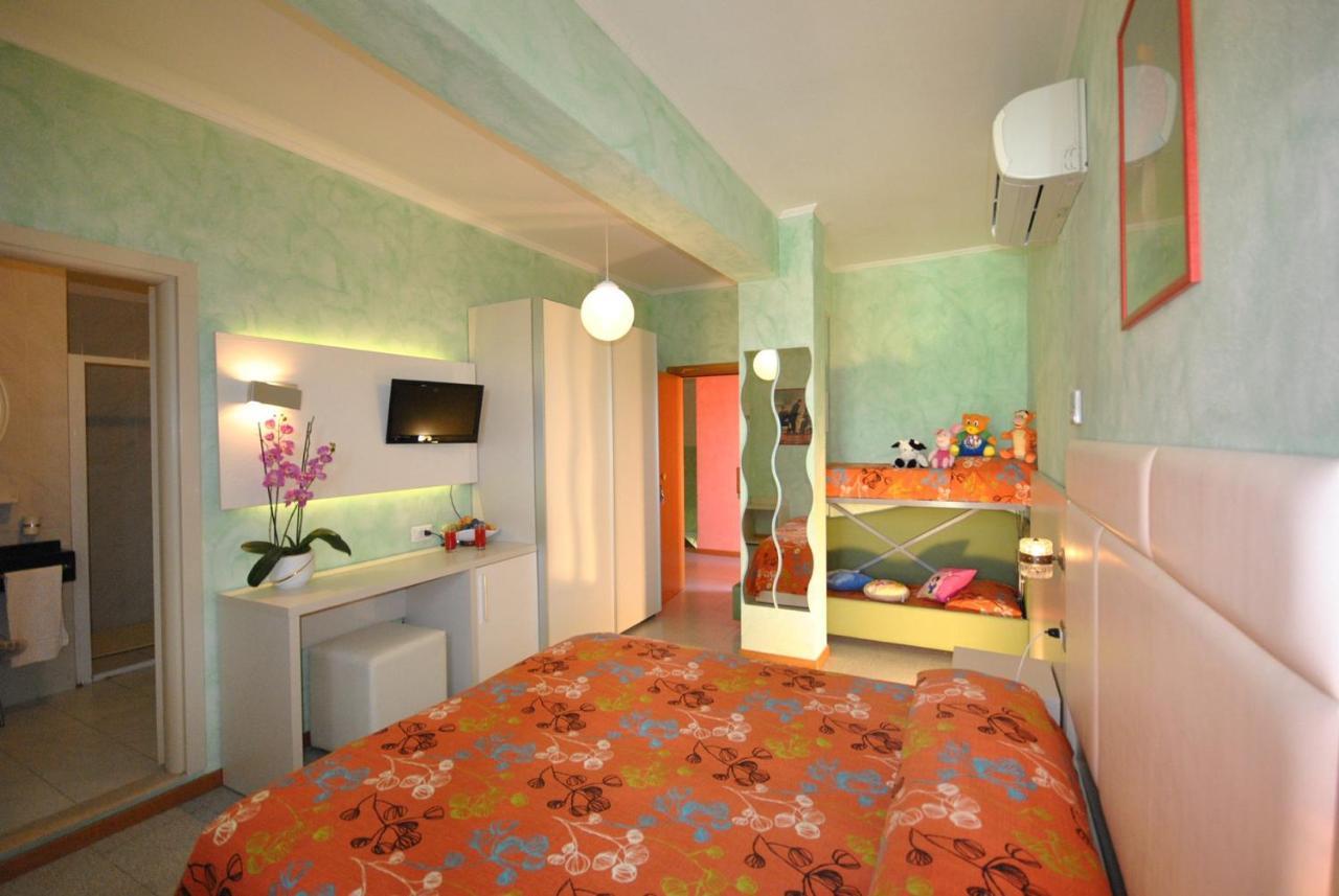 Hotel Prestigio Cesenatico Buitenkant foto