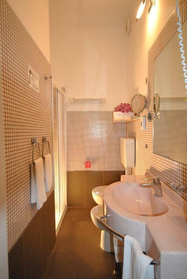 Hotel Prestigio Cesenatico Kamer foto